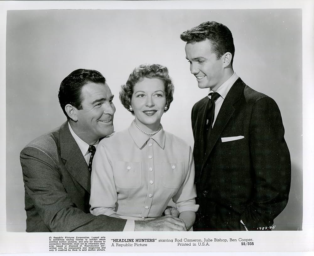 特ダネを追えの画像