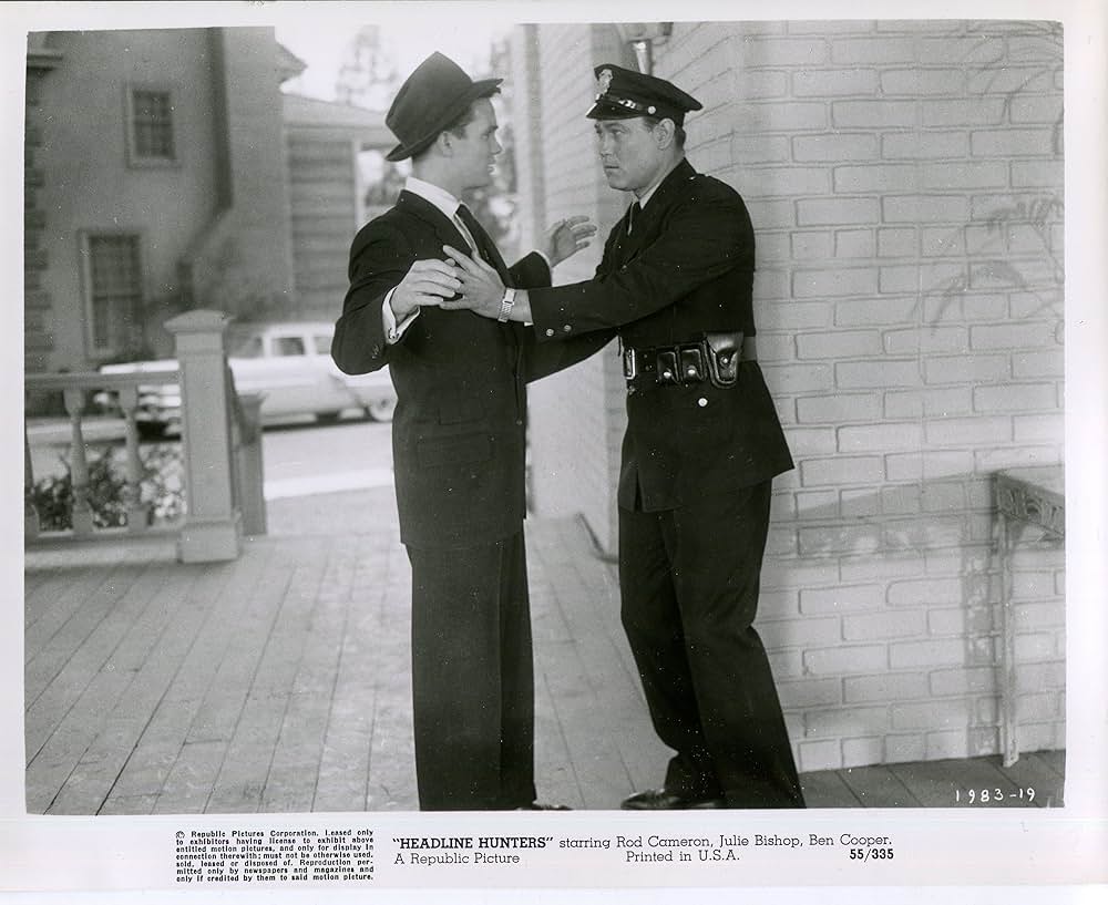 特ダネを追えの画像