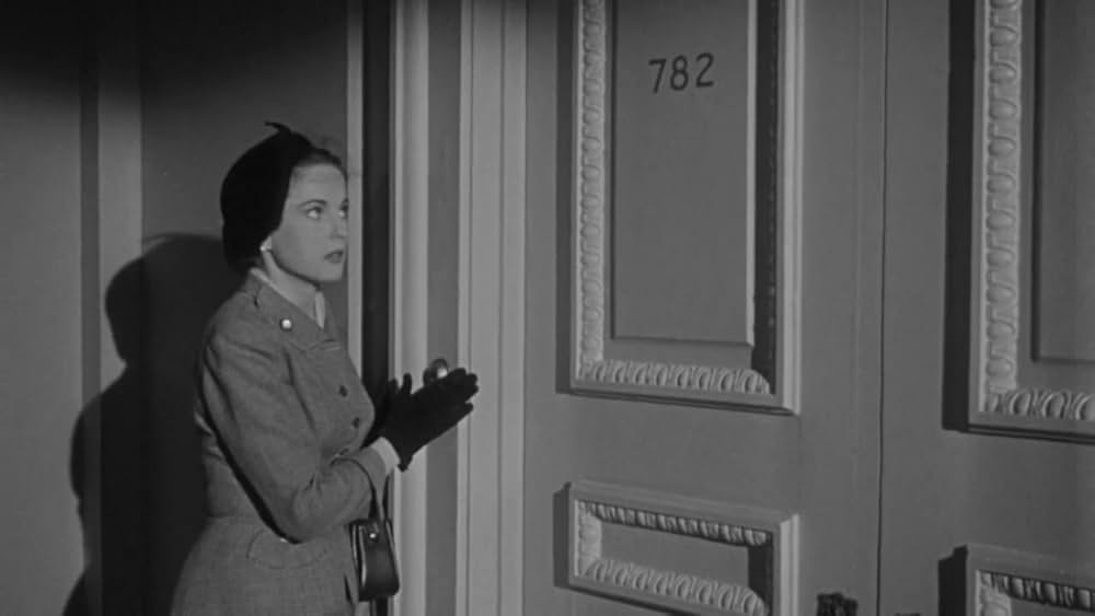 Death of a Scoundrel（原題）の画像