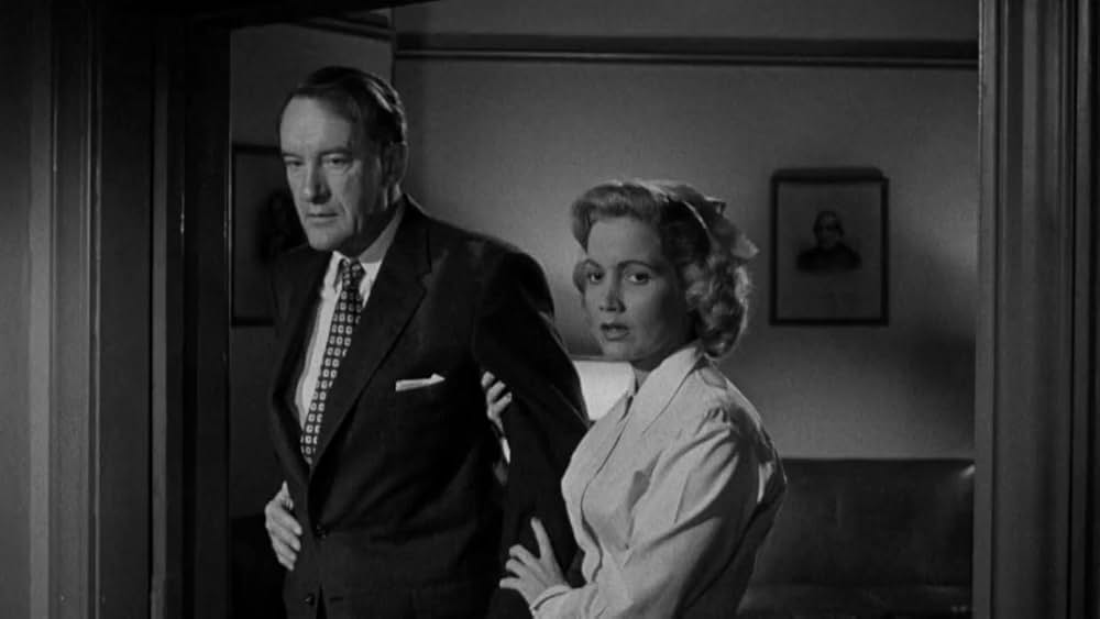 Death of a Scoundrel（原題）の画像