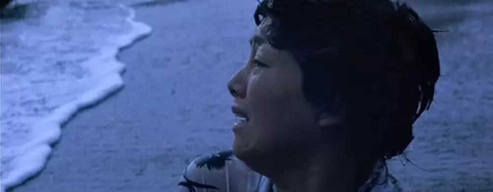 軍旗はためく下にの画像