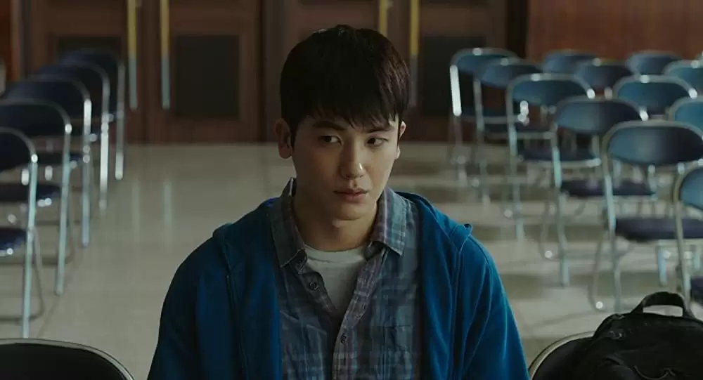 ８番目の男の画像