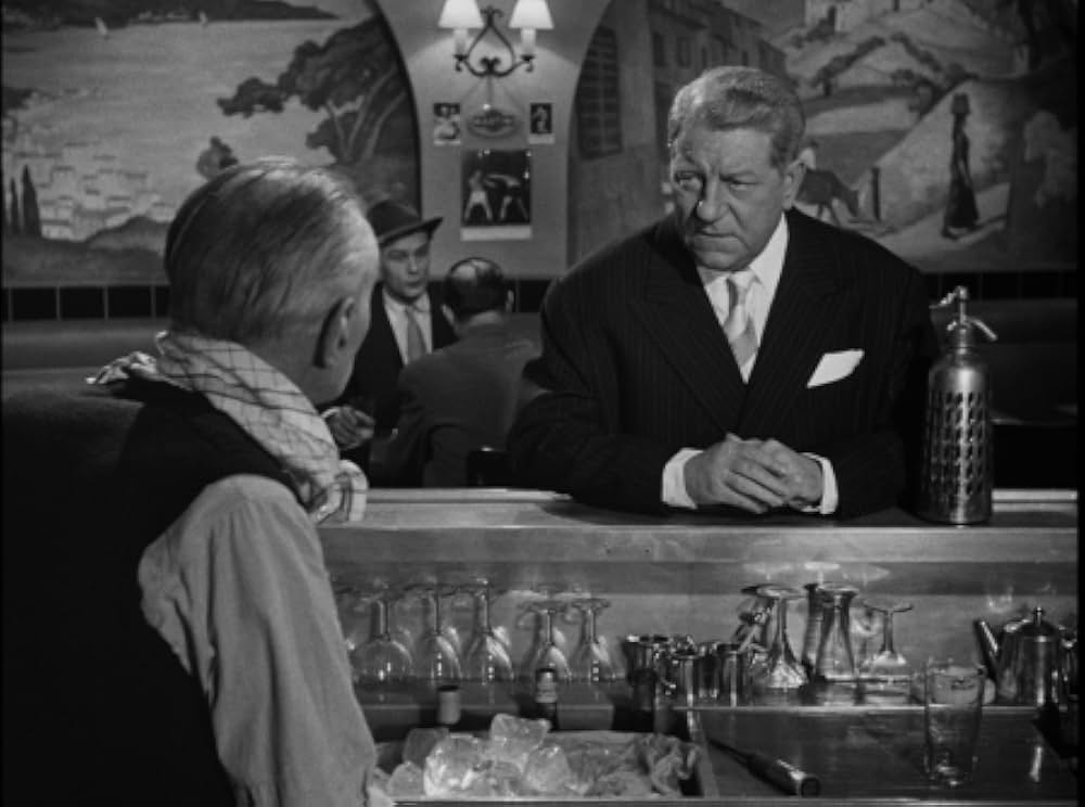 赤い灯をつけるなの画像