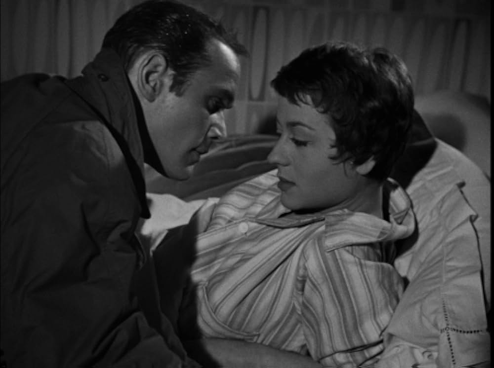 赤い灯をつけるなの画像