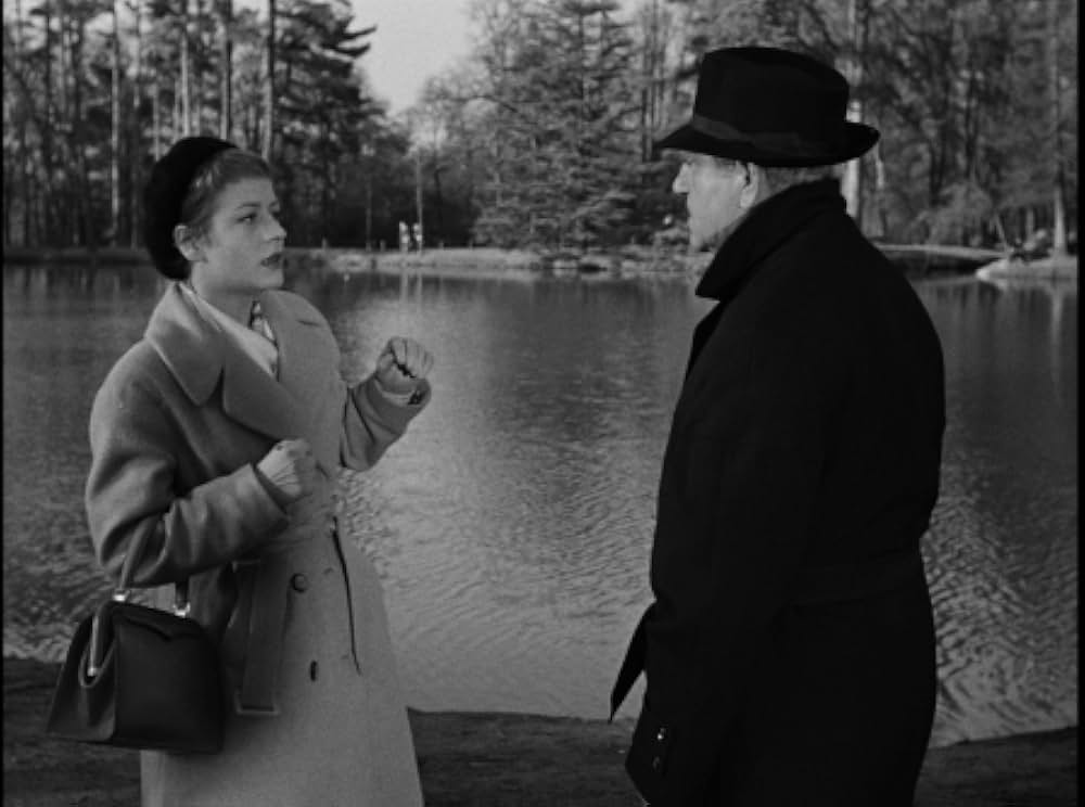 赤い灯をつけるなの画像