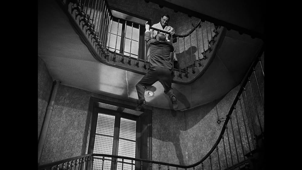 赤い灯をつけるなの画像