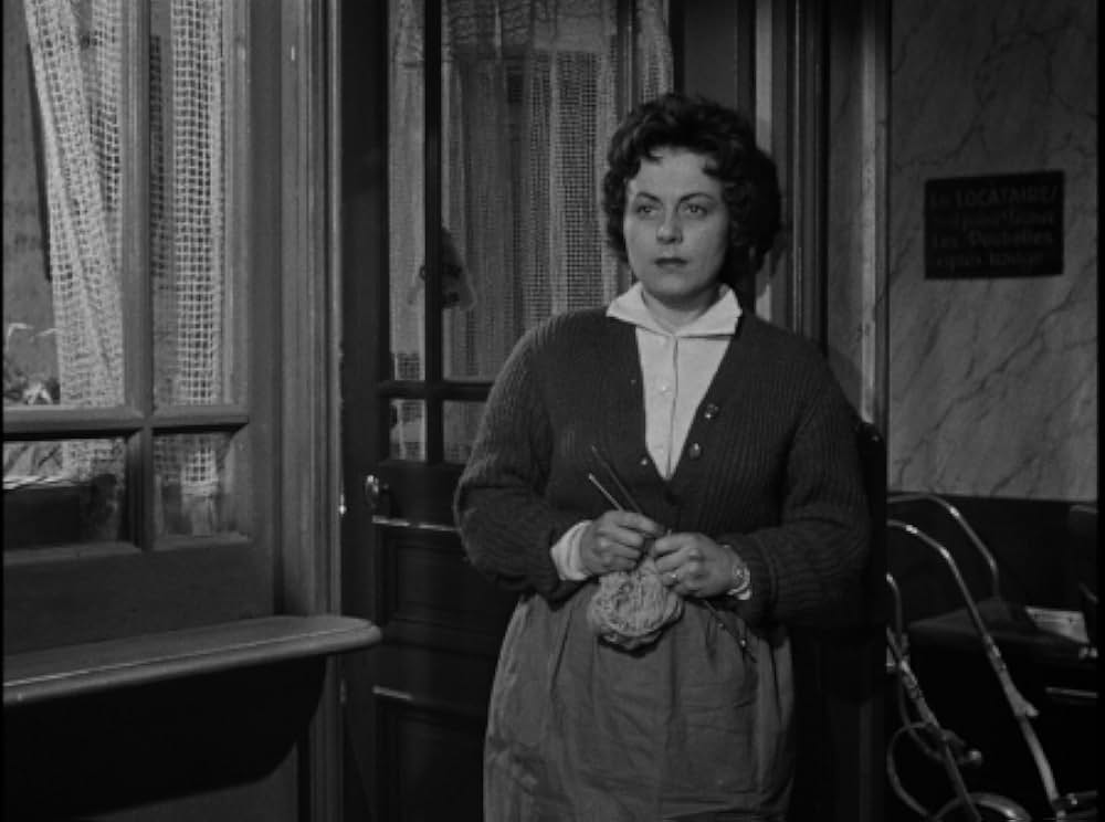 赤い灯をつけるなの画像