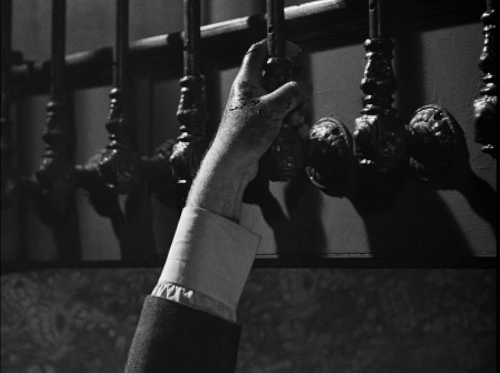 赤い灯をつけるなの画像