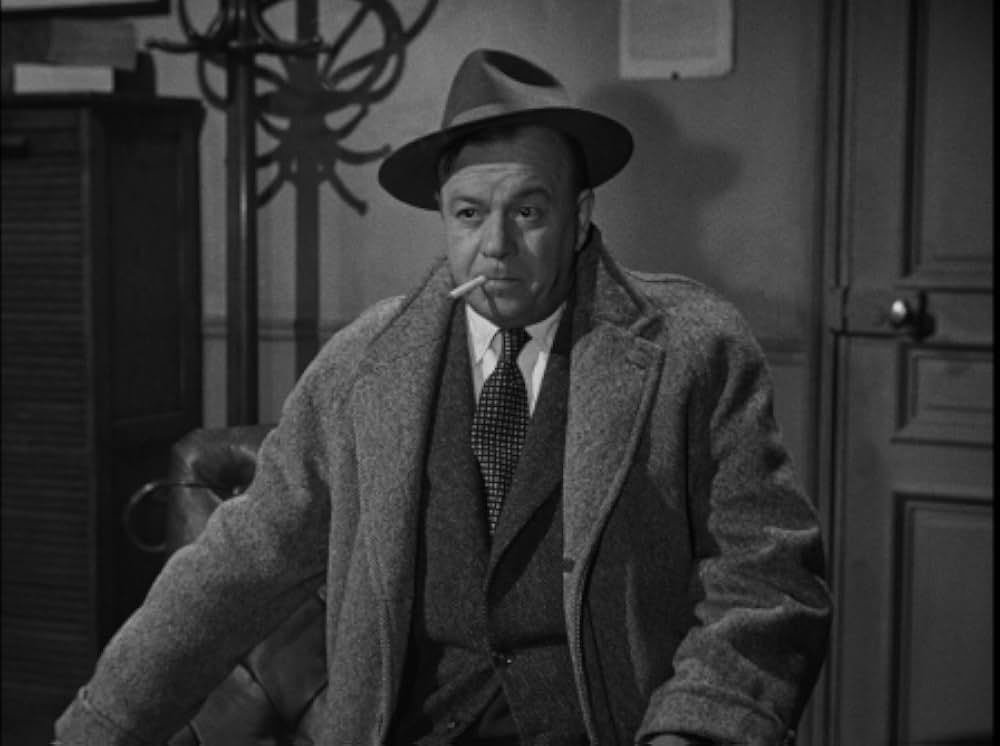 赤い灯をつけるなの画像