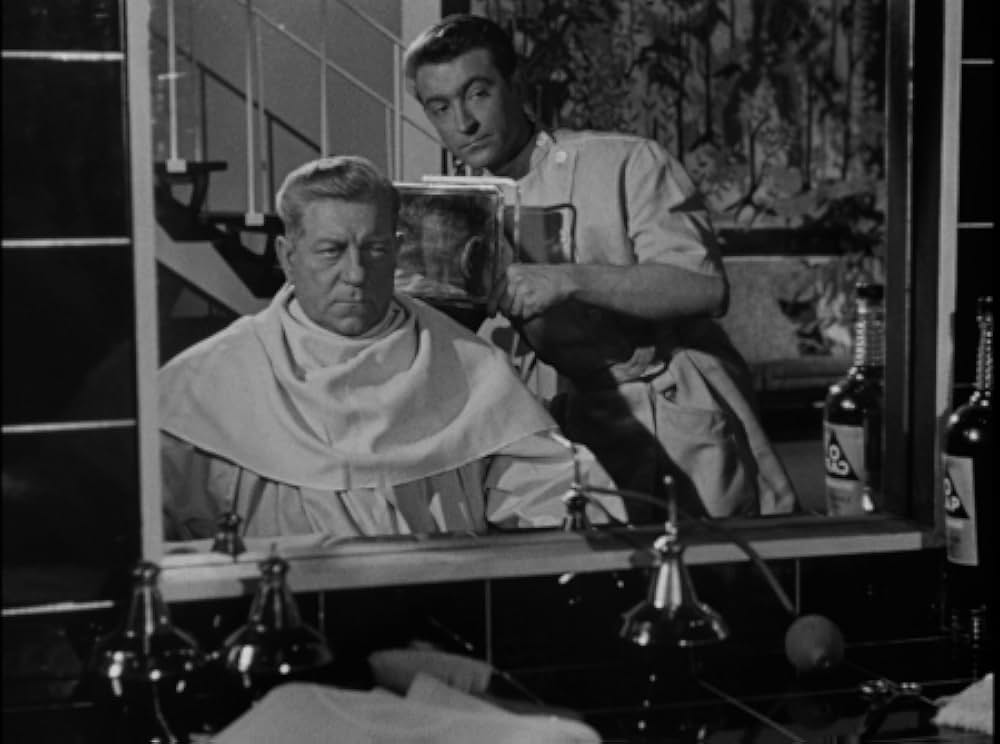 赤い灯をつけるなの画像