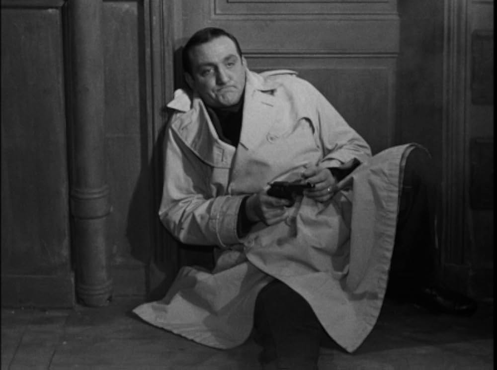 赤い灯をつけるなの画像