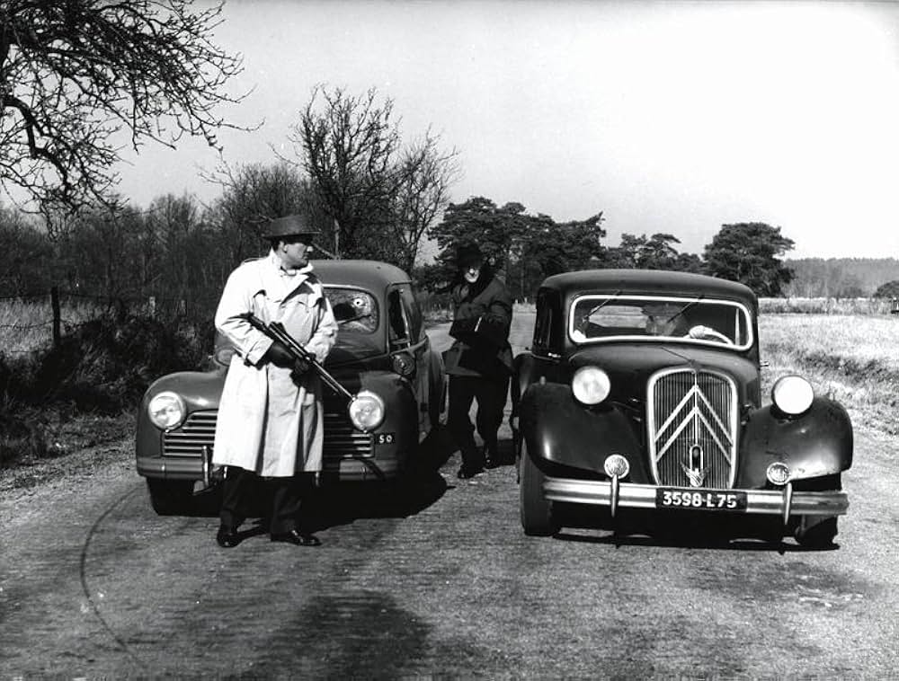 赤い灯をつけるなの画像