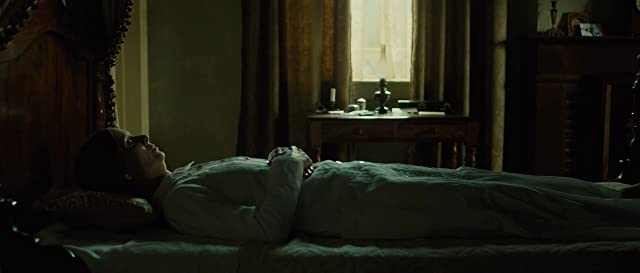 静かなる情熱 エミリ・ディキンスンの画像