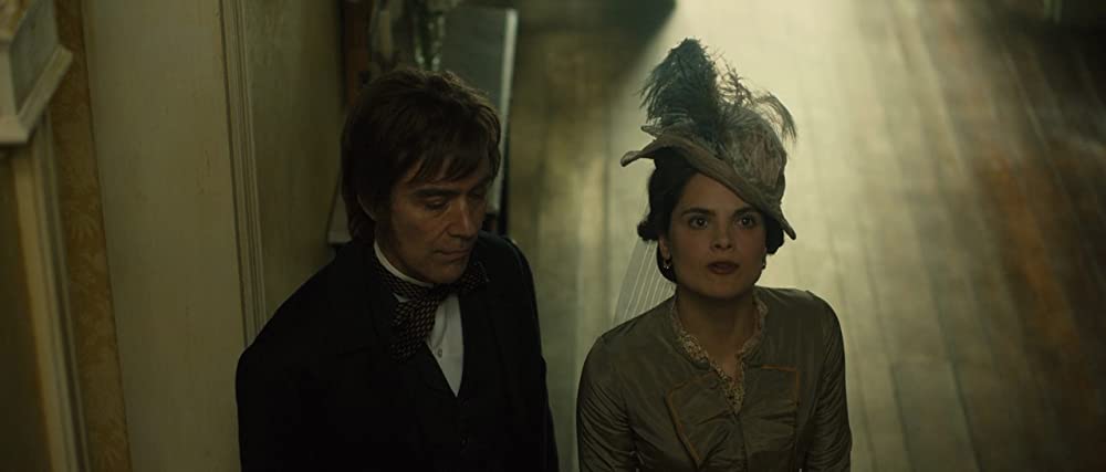 静かなる情熱 エミリ・ディキンスンの画像