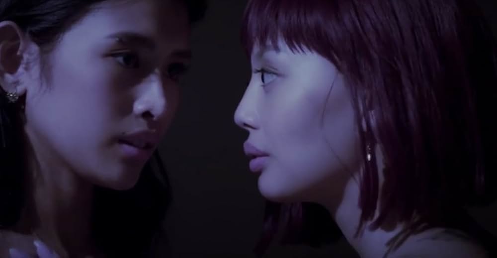 ベッドルーム 禁断の愛欲の画像