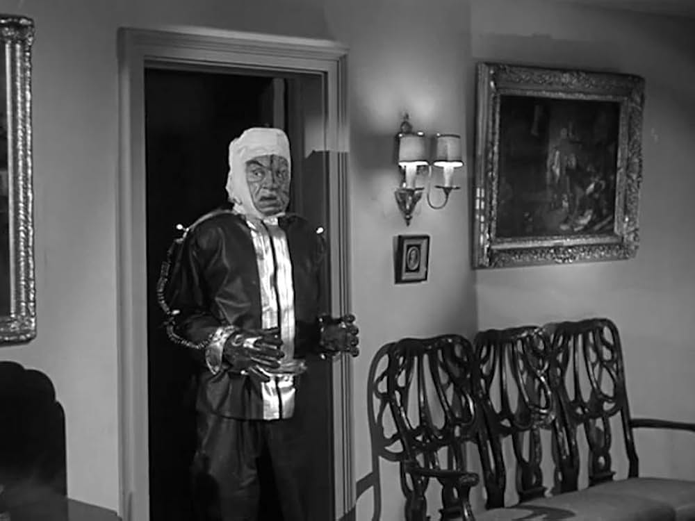 Frankenstein's Daughter（原題）の画像