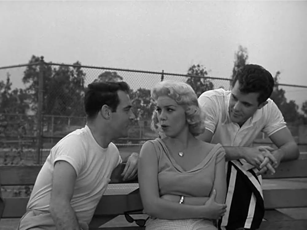 Frankenstein's Daughter（原題）の画像