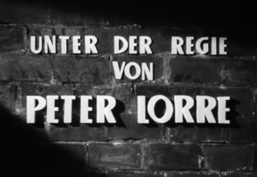 追い詰められた男の画像