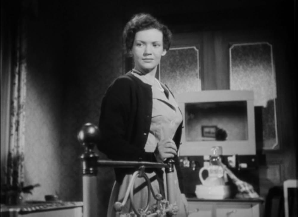 追い詰められた男の画像