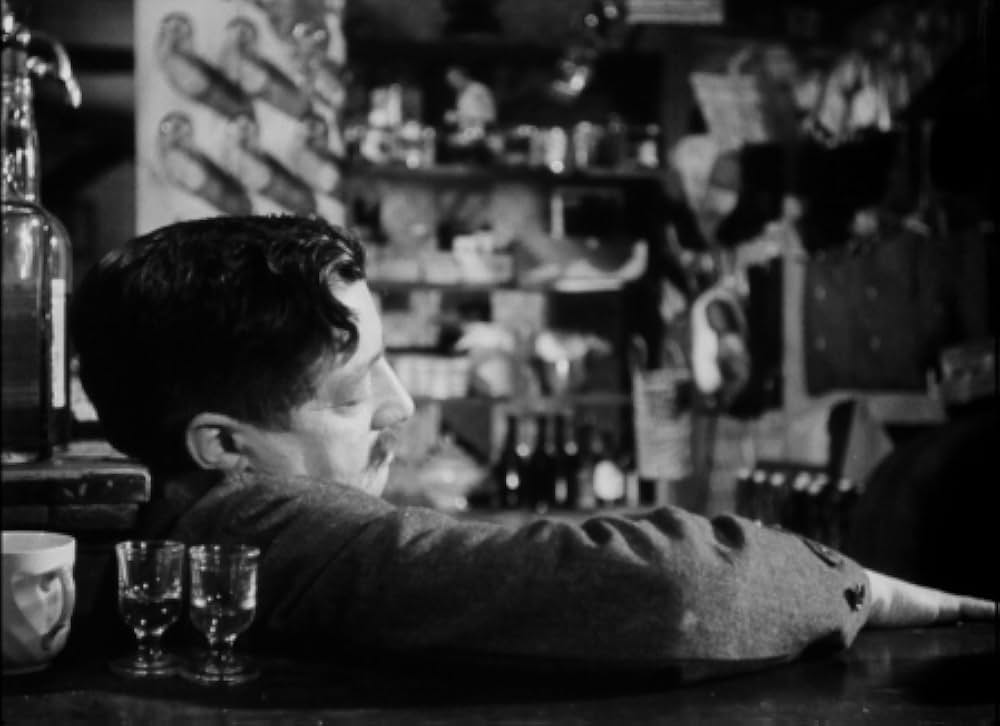 追い詰められた男の画像