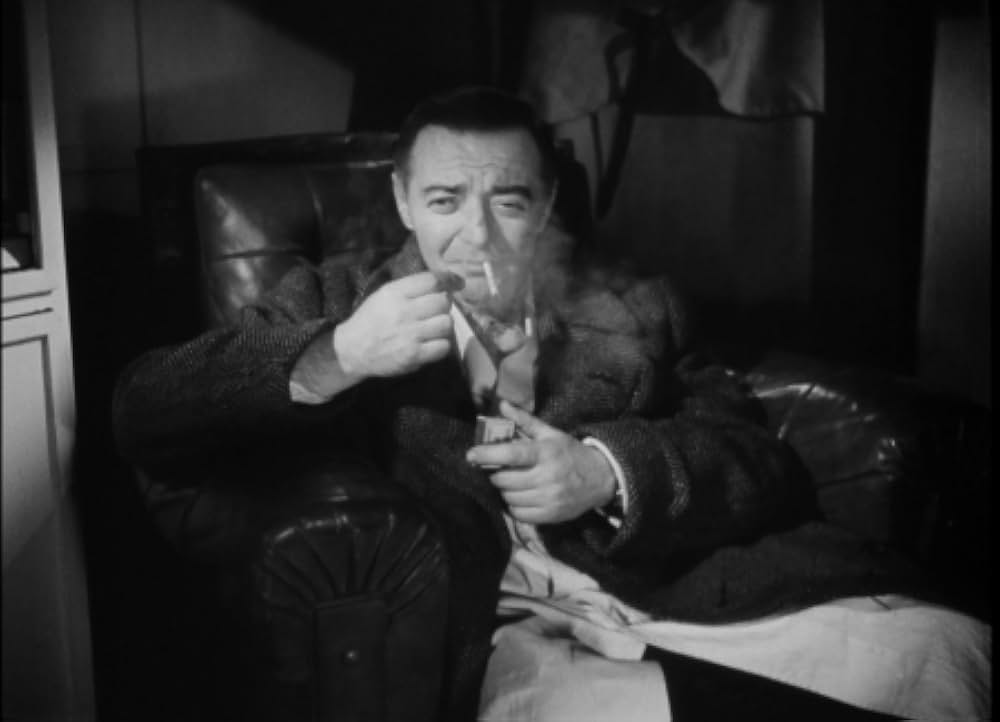 追い詰められた男の画像