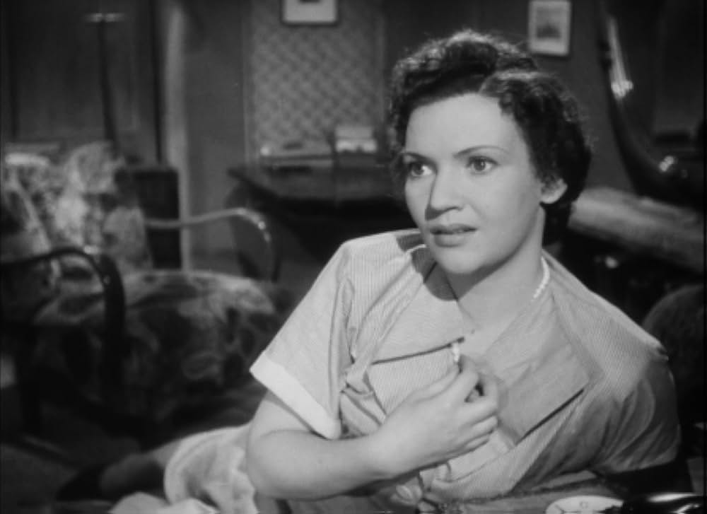 追い詰められた男の画像