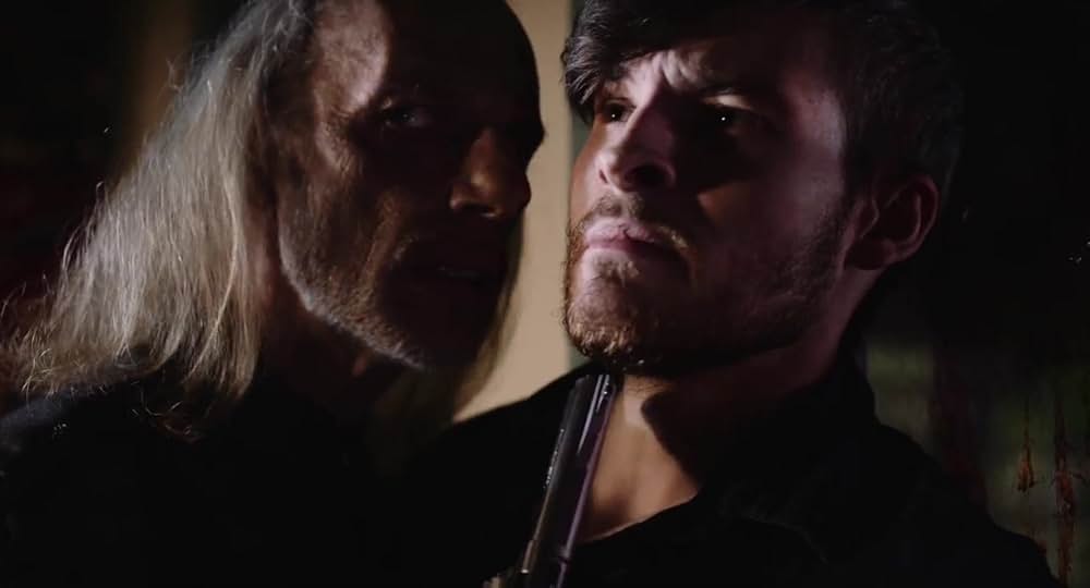 シー・カムズ・ブラッドリーの画像