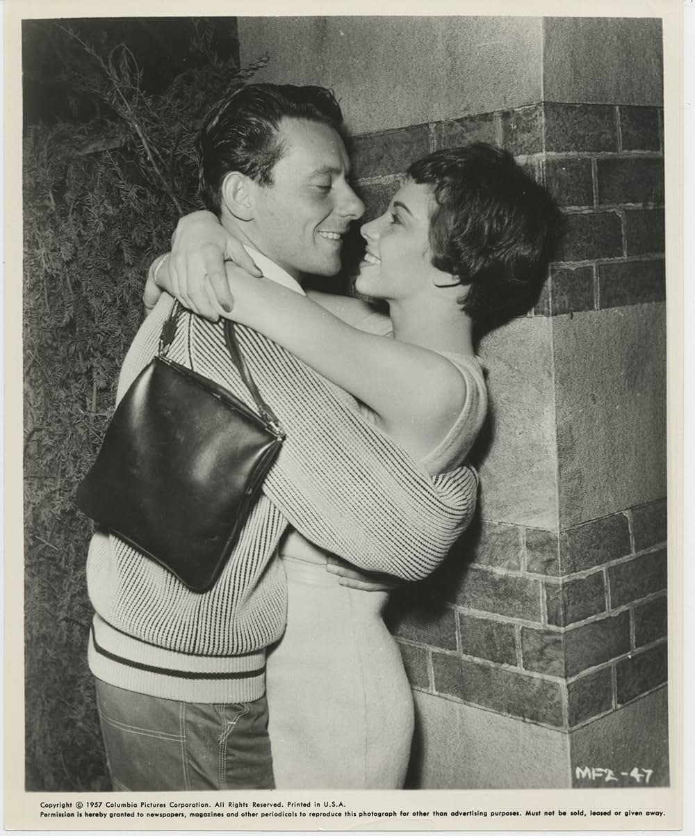 Town on Trial（原題）の画像