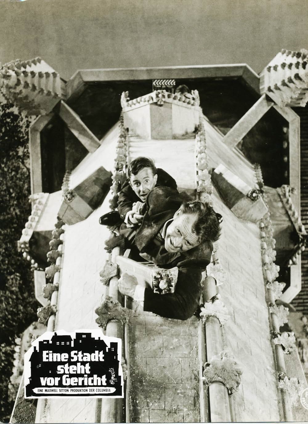 Town on Trial（原題）の画像