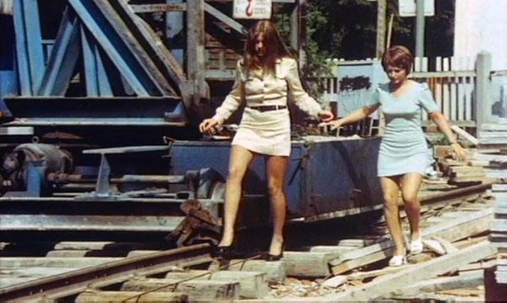 女子学生（秘）レポートの画像