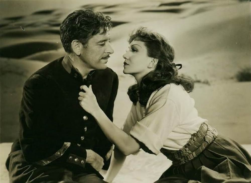 二国旗の下にの画像