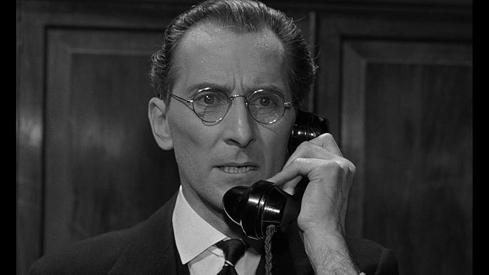 Cash on Demand（原題）の画像