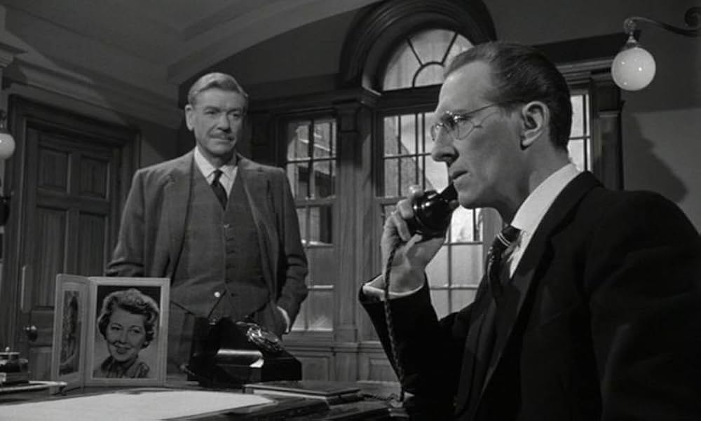 Cash on Demand（原題）の画像