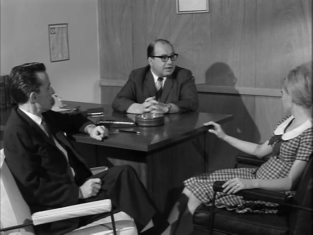 The Alley Tramp（原題）の写真