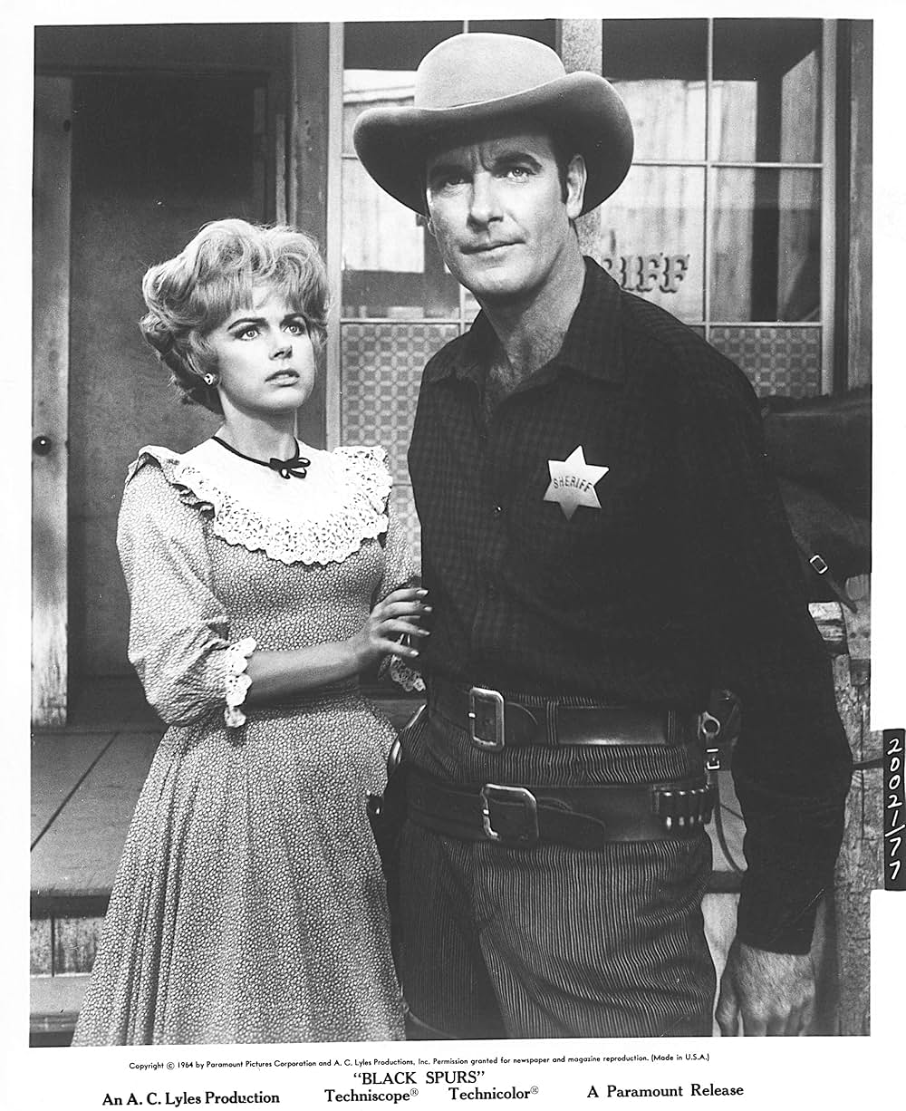 黒い拍車の画像