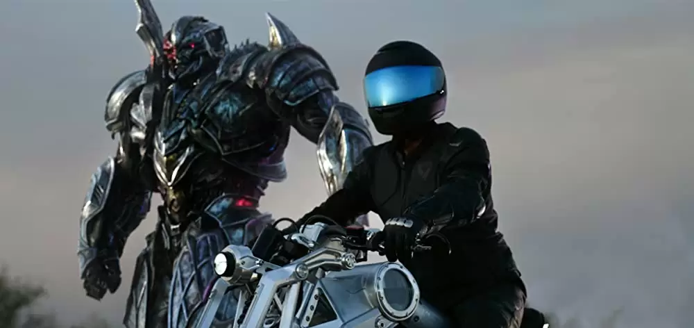 「トランスフォーマー/最後の騎士王」の画像