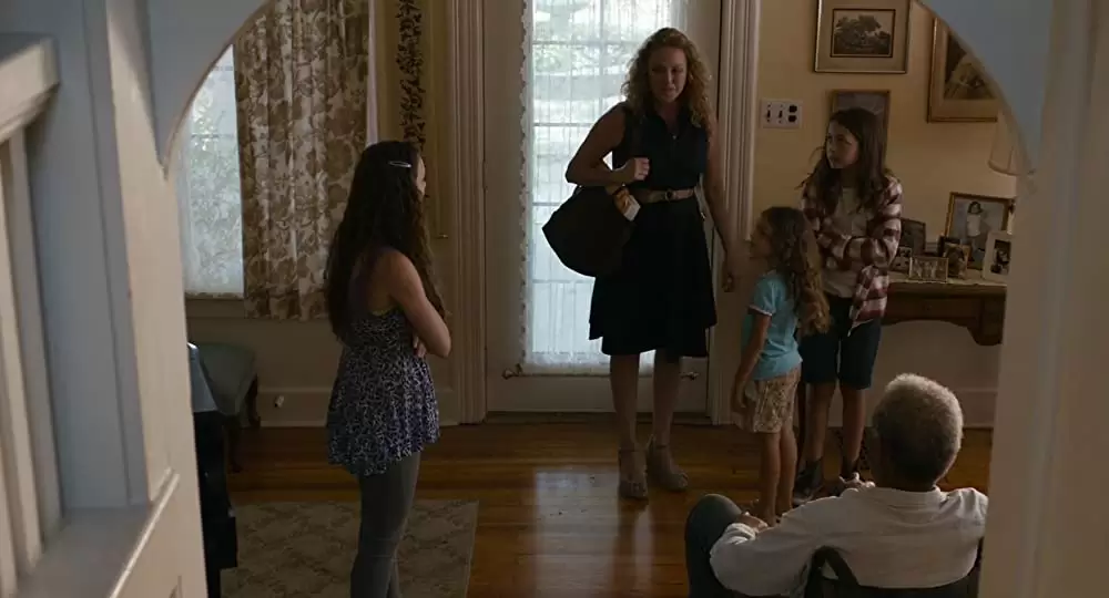 「最高の人生のはじめ方」バージニア・マドセン & マデリン・キャロル & エマ・ファーマン & Nicolette Pieriniの画像