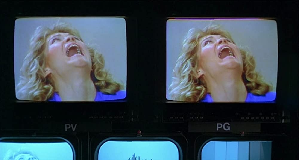 ハウリングの画像