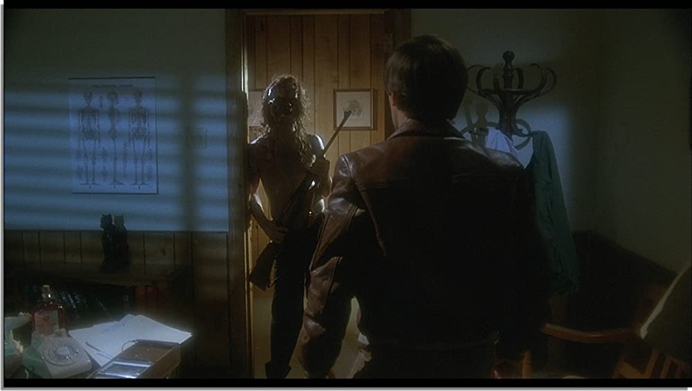 ハウリングの画像