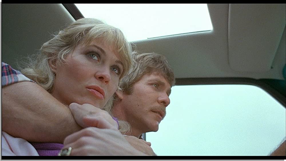 ハウリングの画像