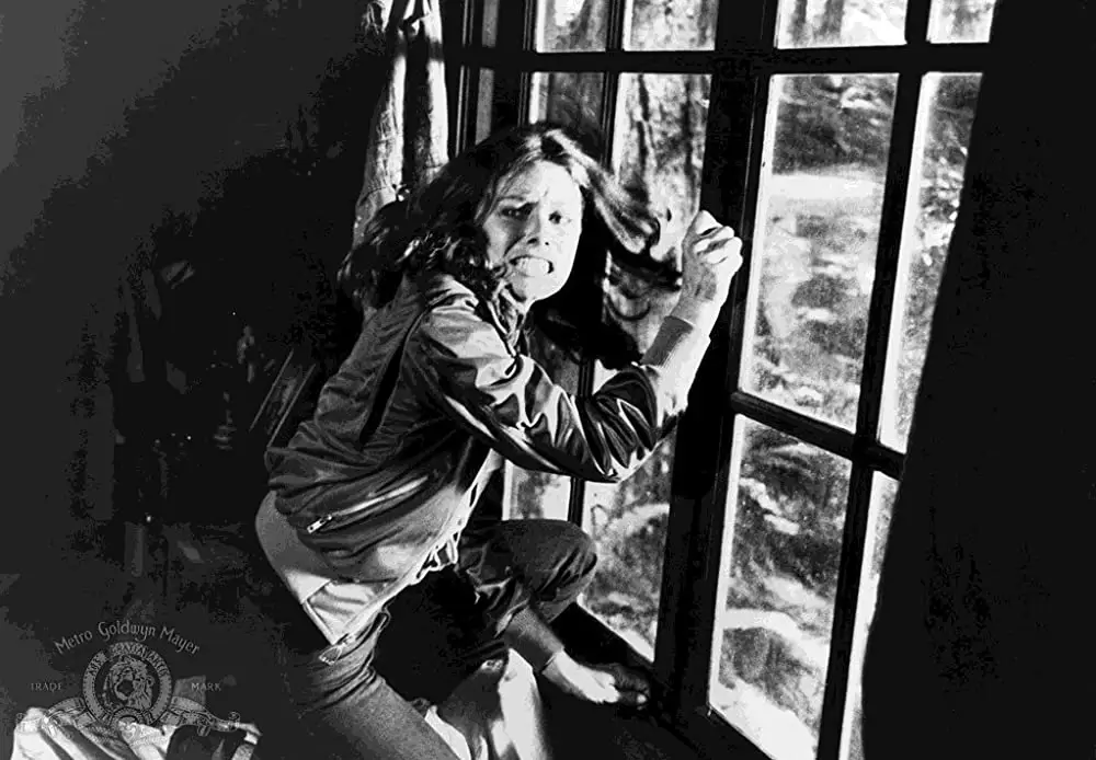 「ハウリング」ベリンダ・バラスキーの画像