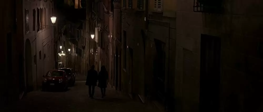 「天使が消えた街」ケイト・ベッキンセール & ダニエル・ブリュールの画像