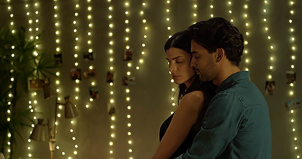 木曜日に抱かれる人妻の画像