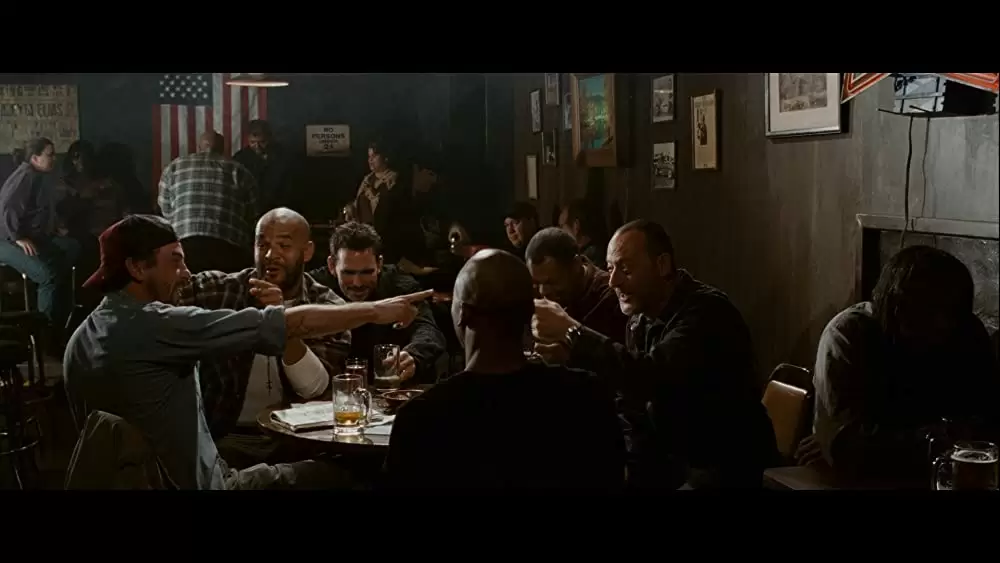 「アーマード 武装地帯」スキート・ウールリッチ & マット・ディロン & ローレンス・フィッシュバーン & ジャン・レノ & アマウリー・ノラスコの画像