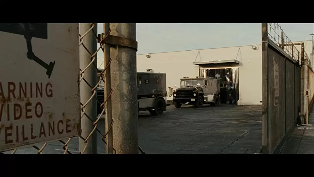 アーマード 武装地帯の画像