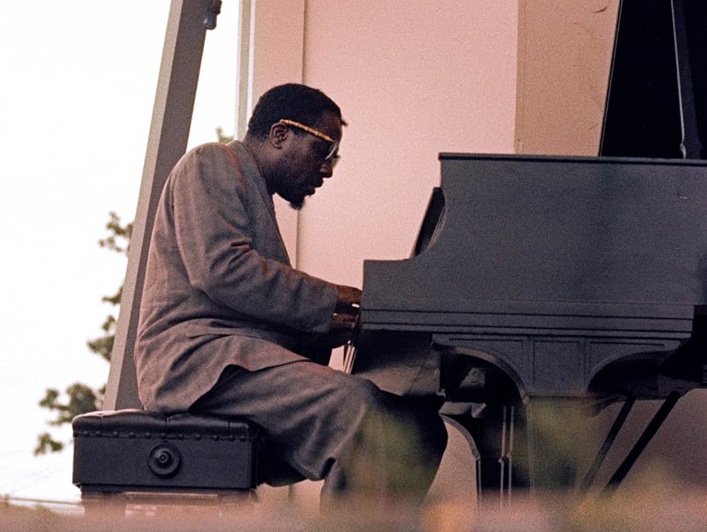 真夏の夜のジャズの画像