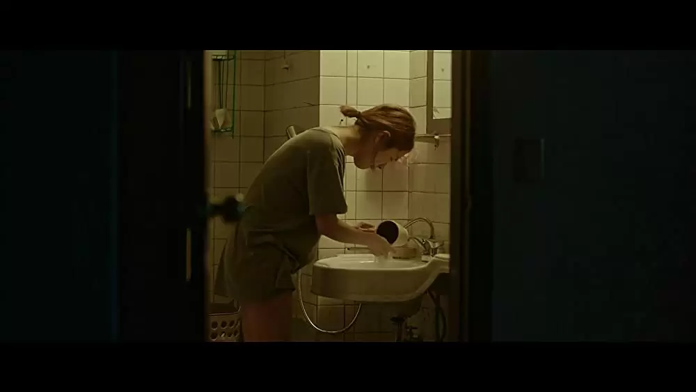 虐待の証明／ミス・ペクの画像