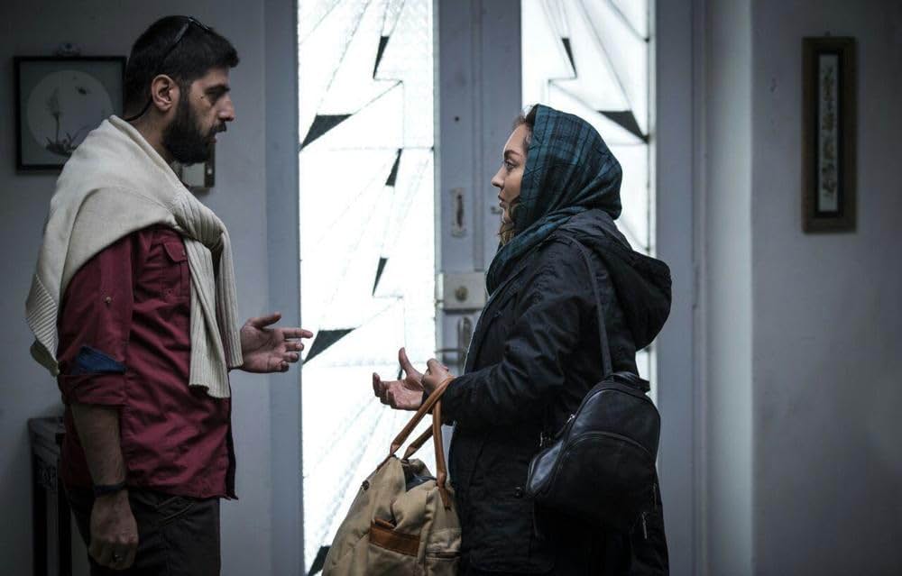 アーザルの画像