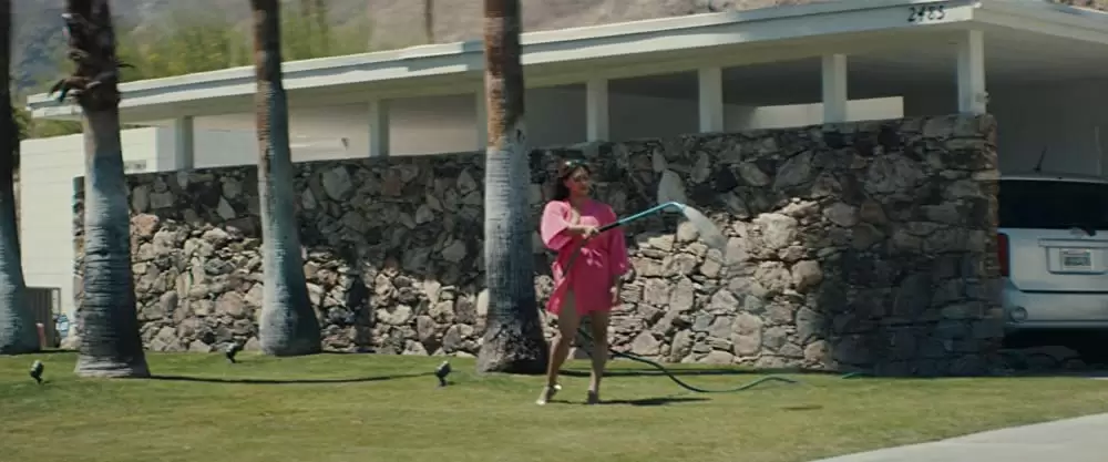 孤独なふりした世界での画像