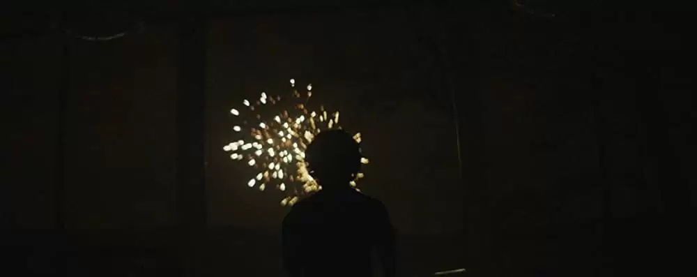 「孤独なふりした世界で」ピーター・ディンクレイジの画像